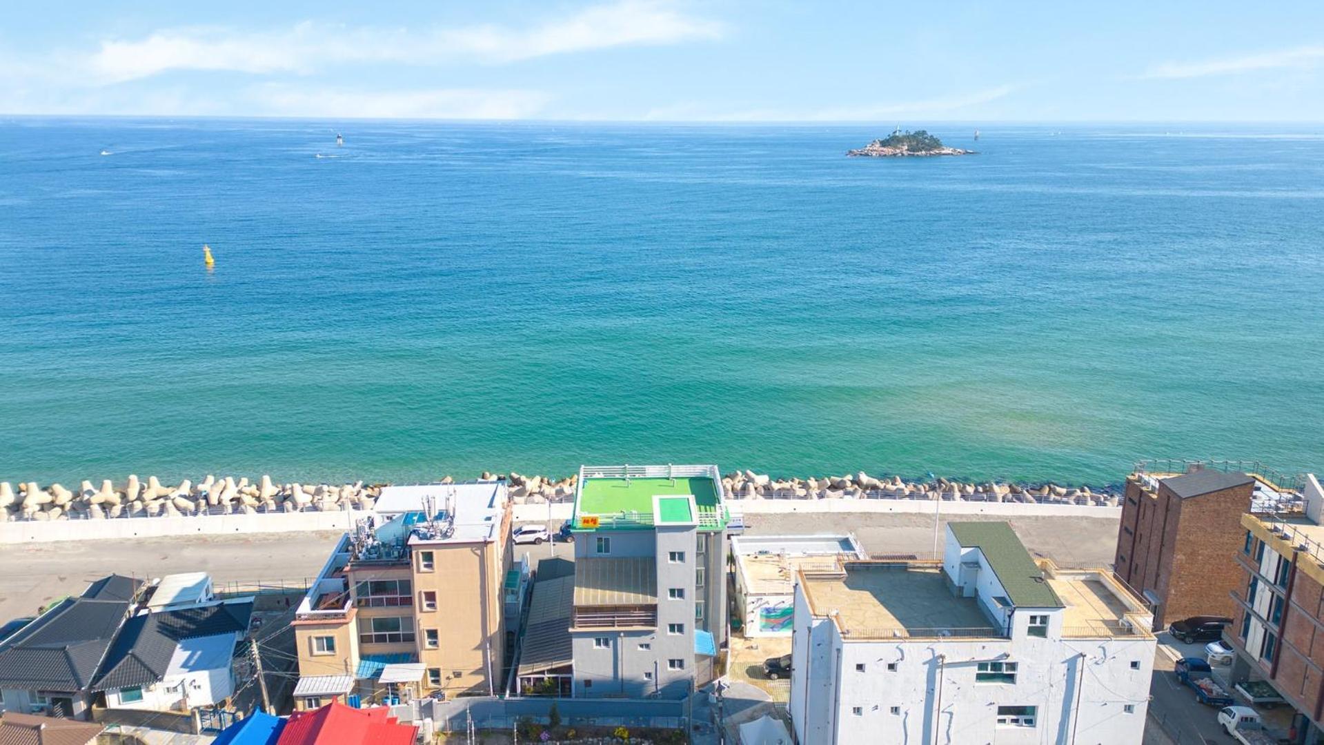 Sokcho Bird Island Pension Exterior photo